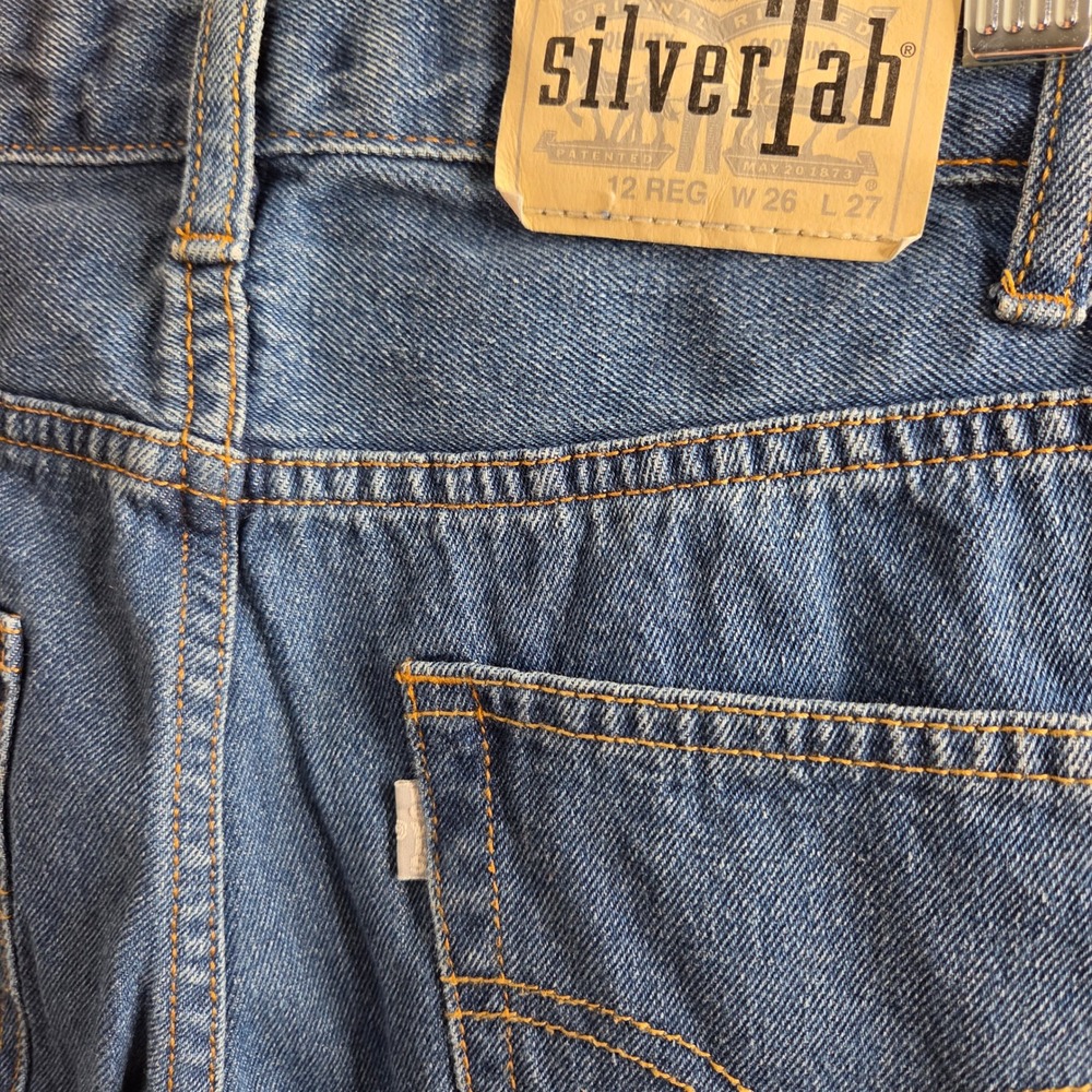 Levi's SilverTab Stay Loose Boys Jeans Size 12 Reg W26 L27 Medium Wash Denim - Picture 8 of 8
